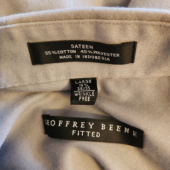 Soft Gray Wrinkle Free Button Down Dress Shirt - Picture 4 of 4